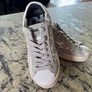 NWOT P448 Gray and Cream Athletic Shoes